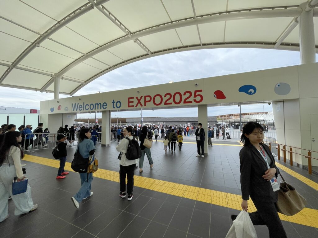 大阪万博　夢洲駅